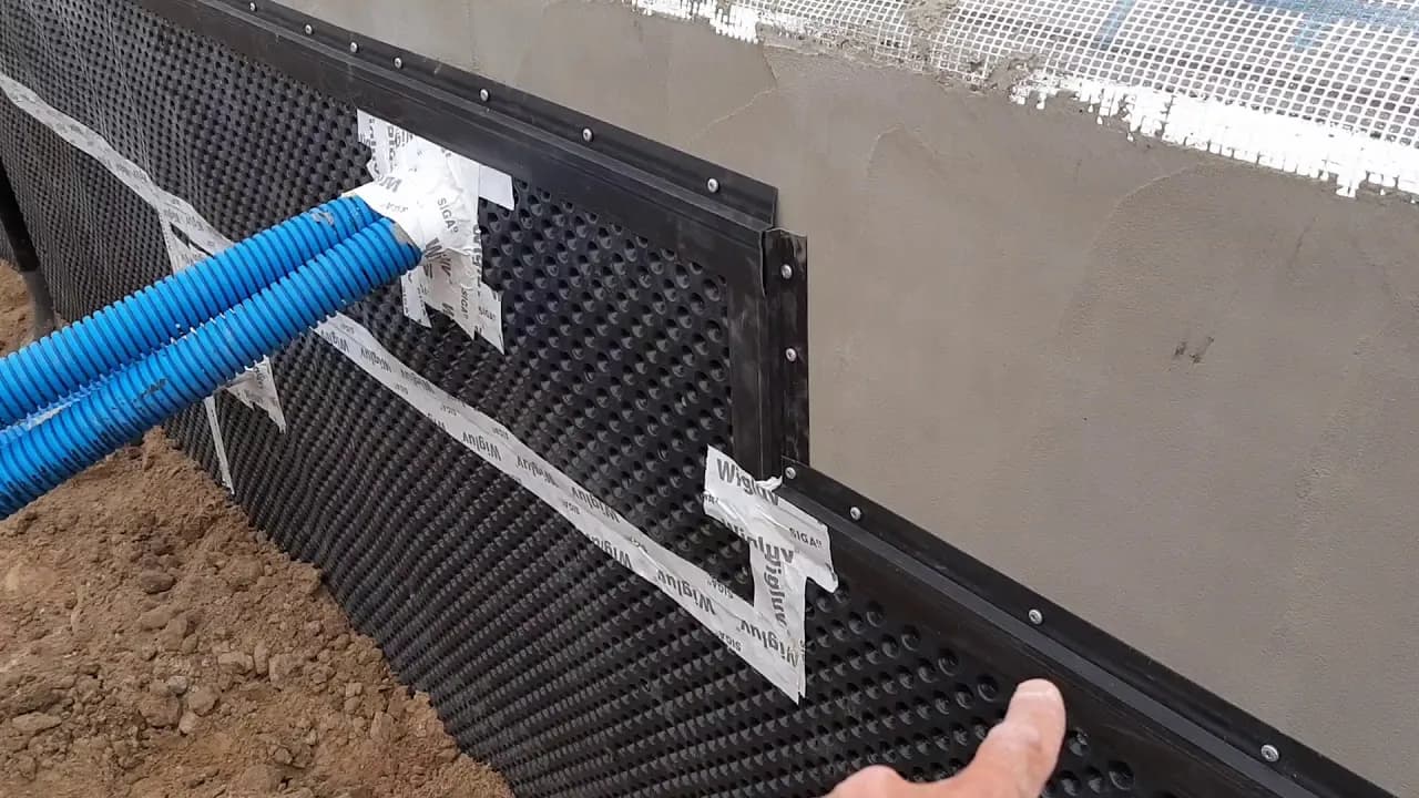 Jak zamontować listwę do folii kubełkowej i uniknąć błędów montażowych Jak zamontować listwę do folii kubełkowej i uniknąć błędów montażowych