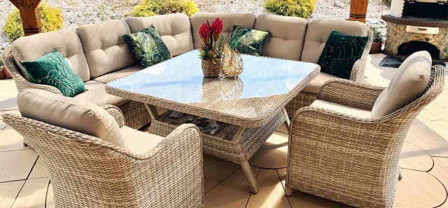 Czy meble rattanowe mogą stać na deszczu? Oto co musisz wiedzieć Czy meble rattanowe mogą stać na deszczu? Oto co musisz wiedzieć